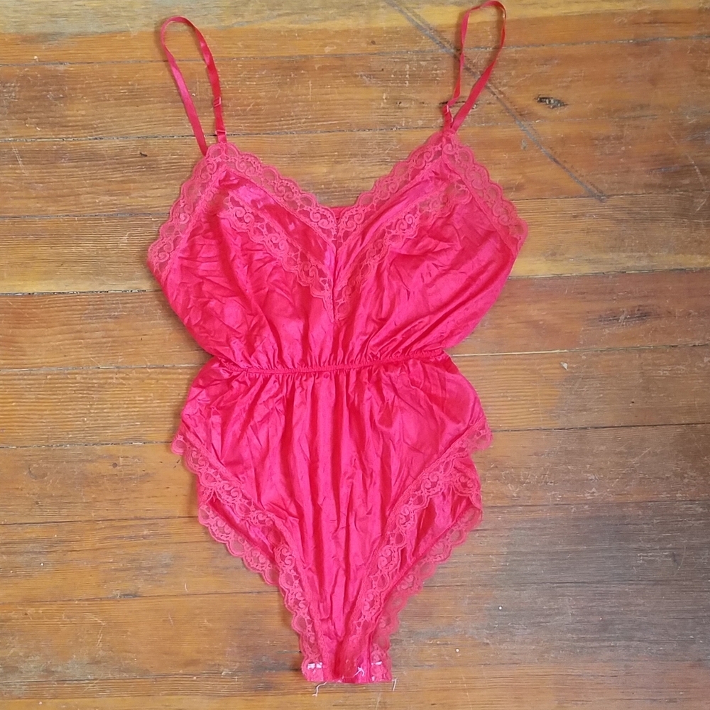 *SOLD VIA MERCARI* Vintage body suit